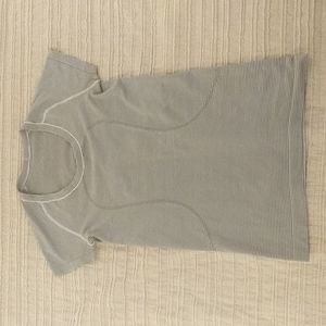 Lululemon Short Sleeve Top